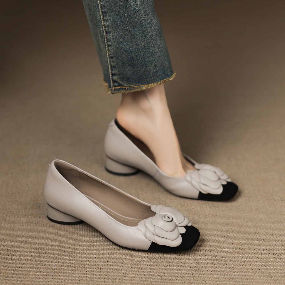 ファッションフラワーシングルシューズ秋の新作スクエアトゥ浅口 - Women Shoes Casual のレビューと価格