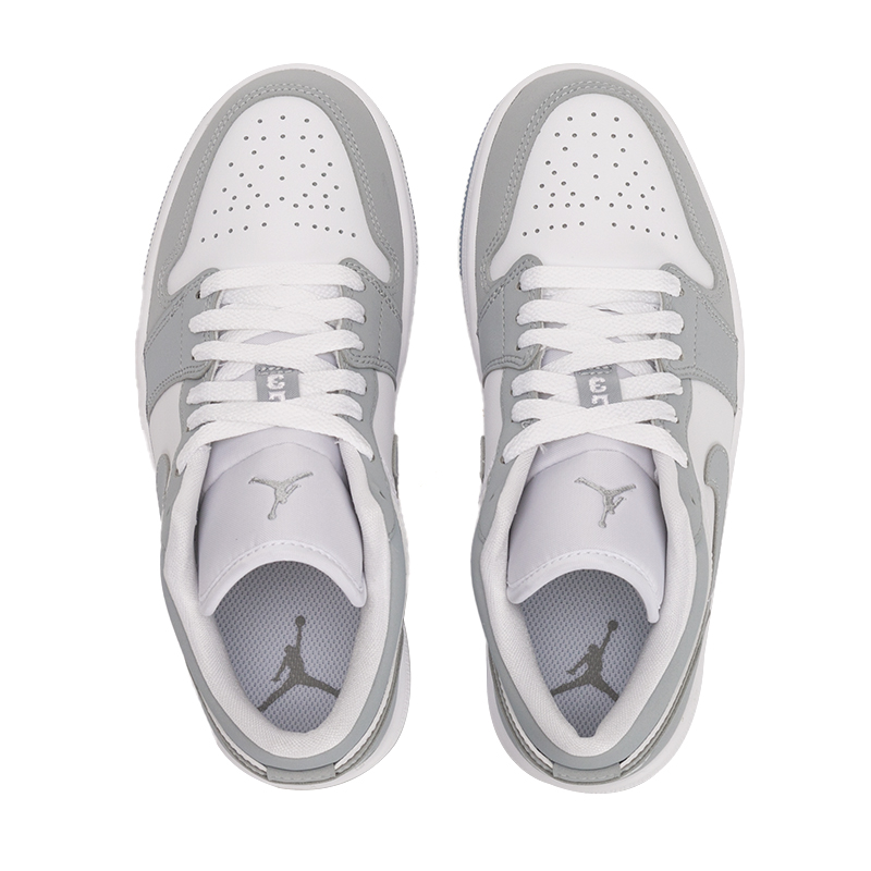 ナイキ メンズおよびレディース Aj1 レトロ ロートップ  - Women'S Shoes Nike Jordan のレビューと価格