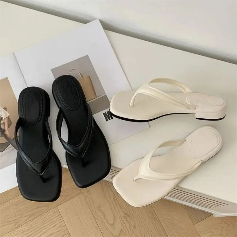 女性用ソリッドスクエアトゥフリップフロップ、ソフトで滑りにく - Women'S Shoes For Flat Feet のレビューと価格