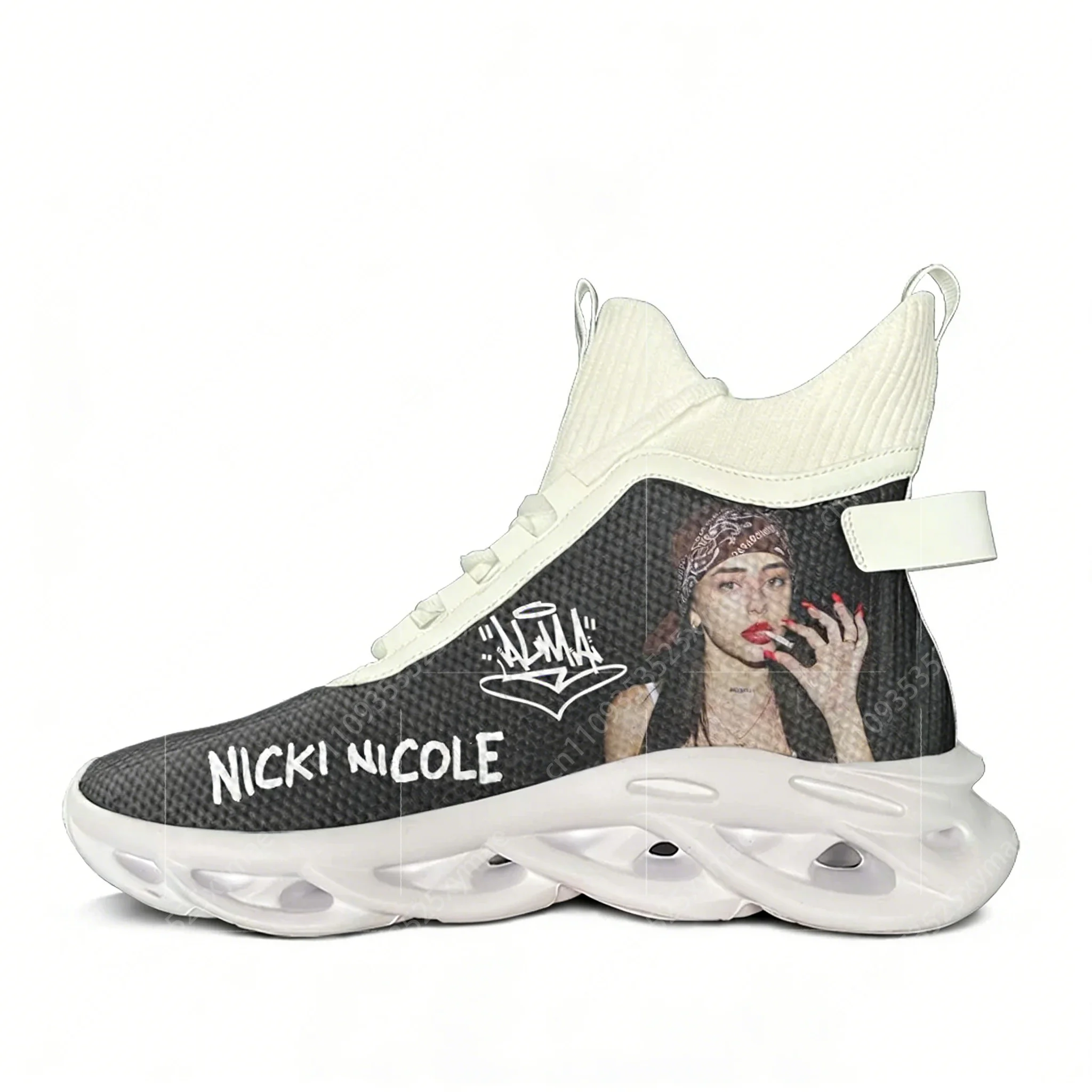 ニッキー・ニコール ヒップホップラッパー ハイカットフラット - Women'S Shoes Hike のレビューと価格