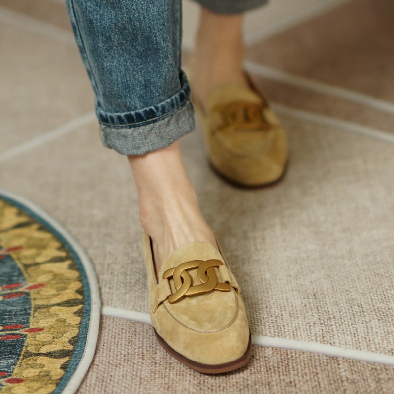女性用スエードレザーモカシン,ラウンドトゥのローヒールシュー - Women Shoes Casual のレビューと価格