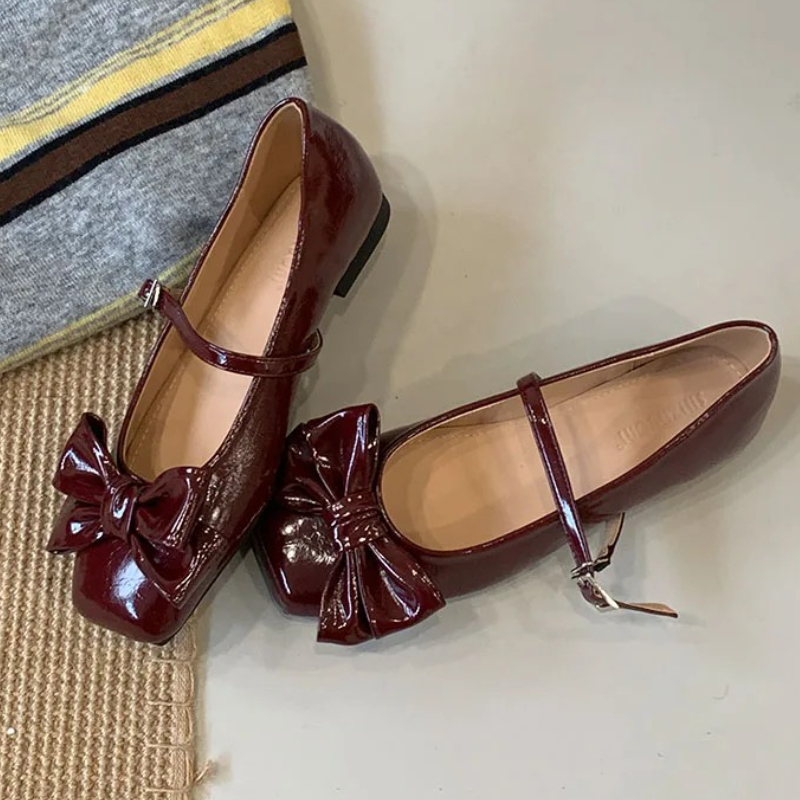 キュートな蝶結びスクエアトゥデザインゴールドレディースパンプ - Women Shoes Brands のレビューと価格