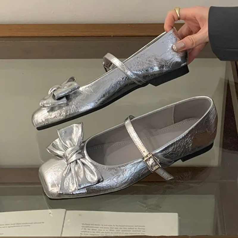 キュートな蝶結びスクエアトゥデザインゴールドレディースパンプ - Women Shoes Brands のレビューと価格
