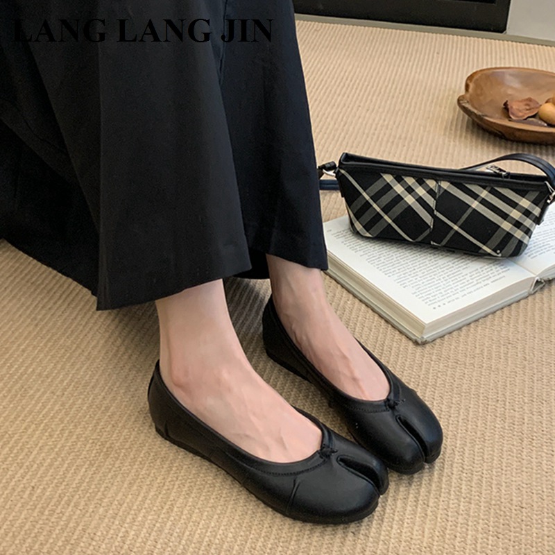 春スプリットトゥ女性バレエフラットファッション足袋靴カジュア - Ballet Flat Women のレビューと価格