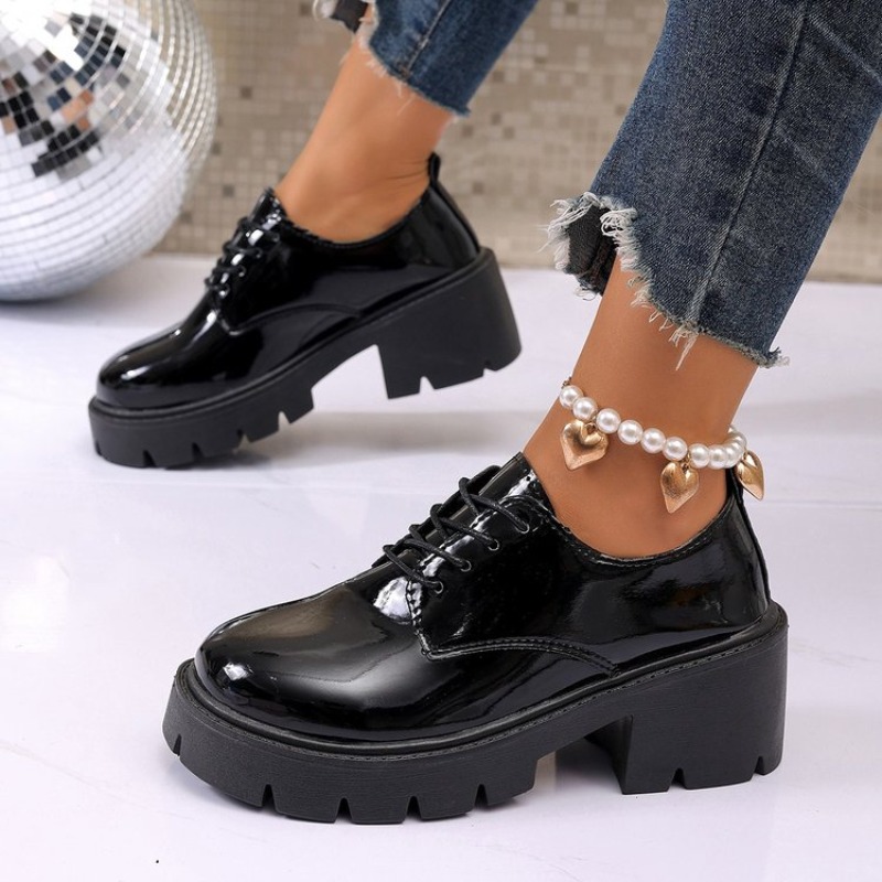 2026 新しい女性春黒プラットフォームフラットシューズ女性 - Oxford Lace Up Women のレビューと価格