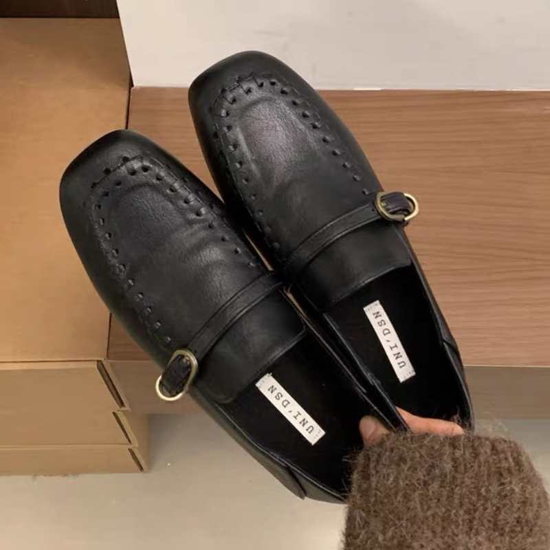 エレガントなスエードスクエアトゥフラットシューズ女性ベルトバ - Women Shoes Brands のレビューと価格
